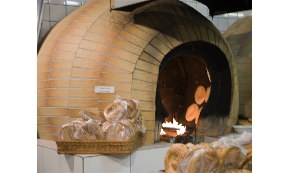 bread oven riga market
